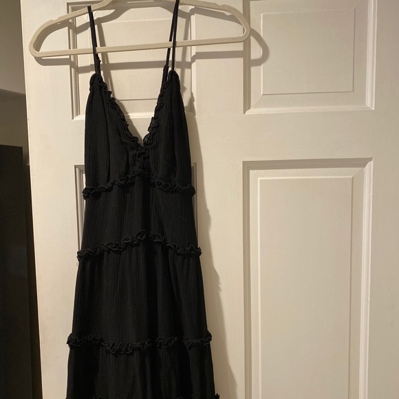 Black mini dress - Picture 2 of 3